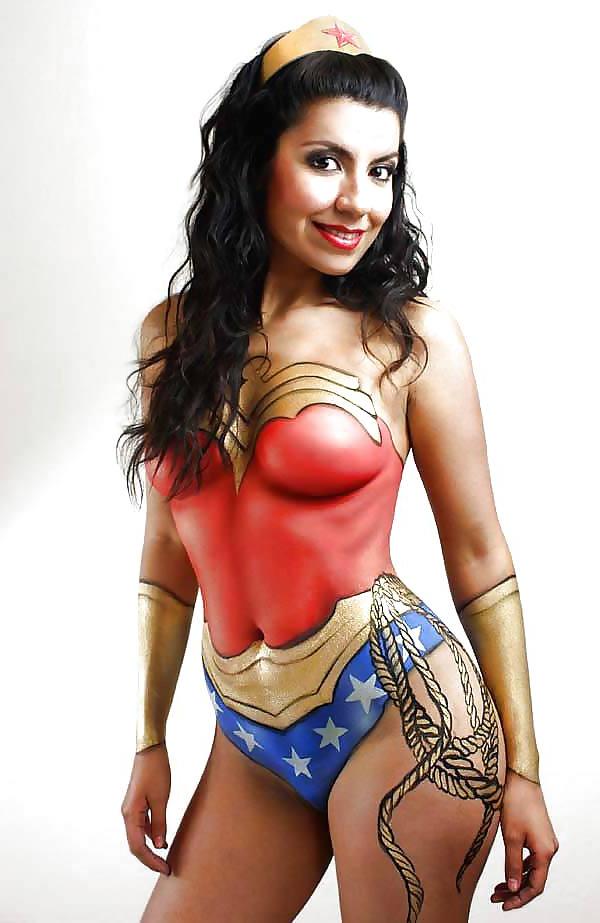 25P Body Painting 2
