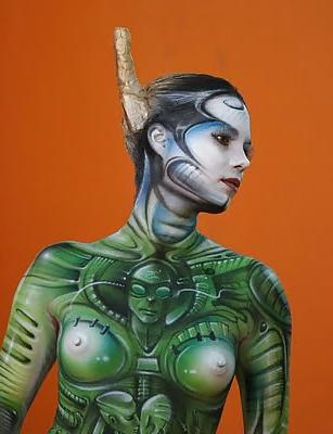 25P Body Painting 2