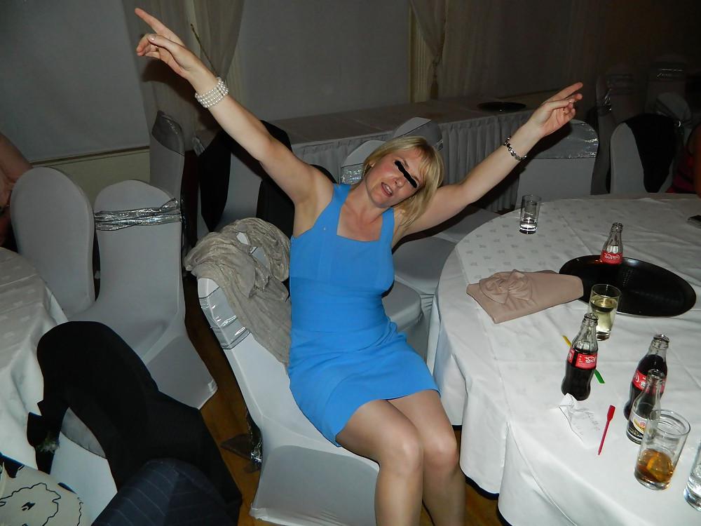 25P Mature Wife In Pantyhose and Stockings