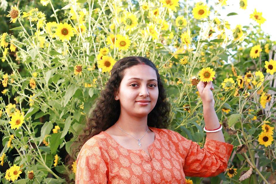 25P Indian beauty