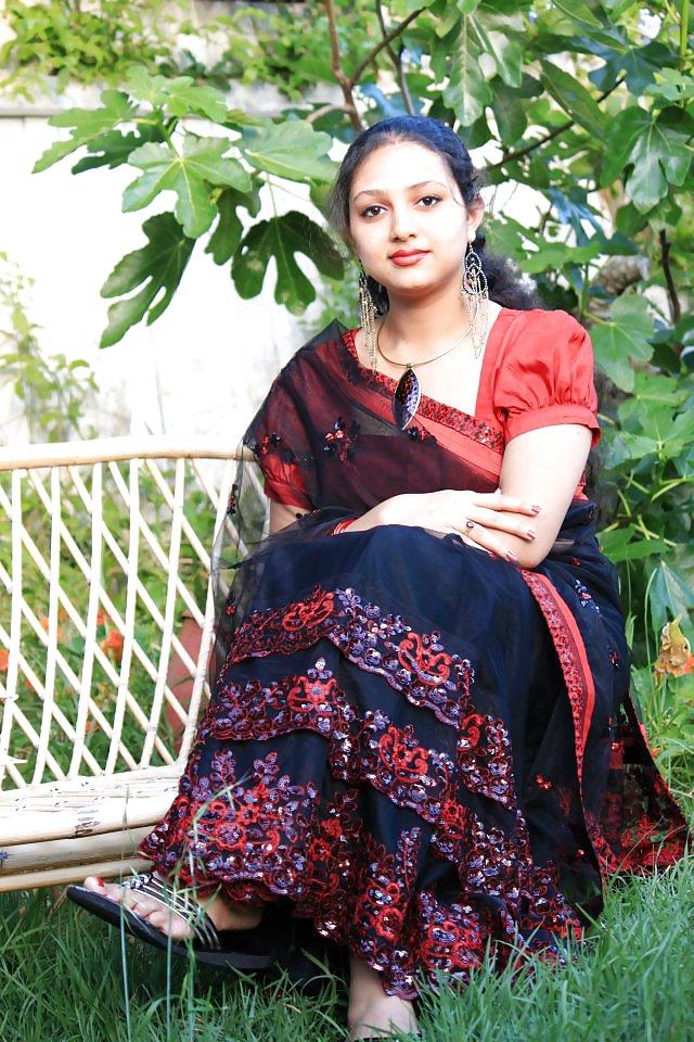 25P Indian beauty