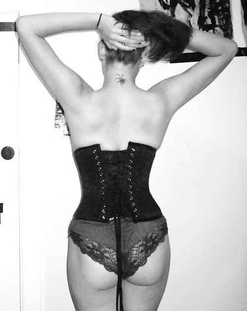 25P Corset 11!