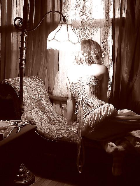 25P Corset 11!