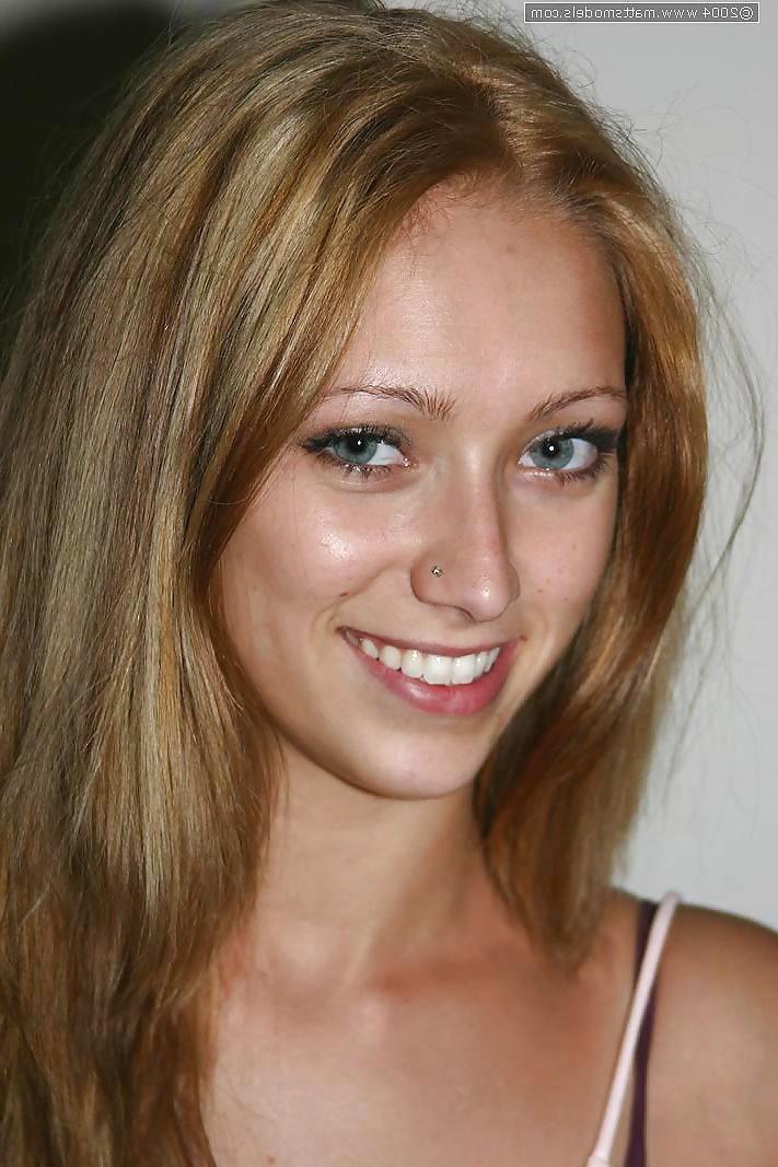 7P Adele Hot Young Amateur with Blue Eyes