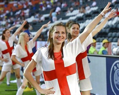 25P Eurogirls Much Better Than Ugly French Team by TROC