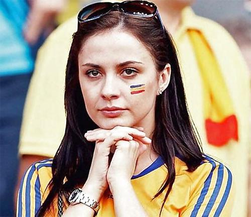 25P Eurogirls Much Better Than Ugly French Team by TROC
