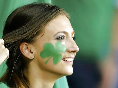 25P Eurogirls Much Better Than Ugly French Team by TROC