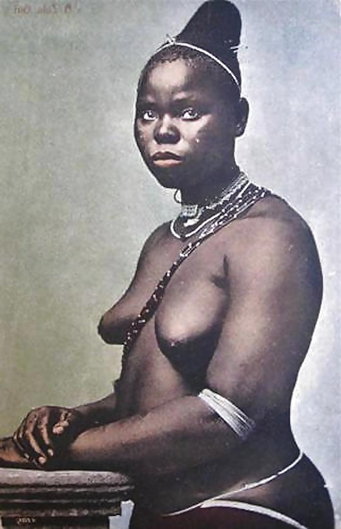 25P French Postcards