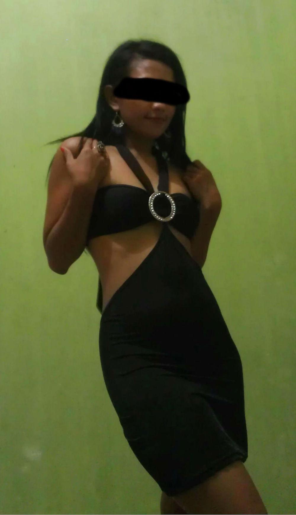 25P Indo little whore exhibition