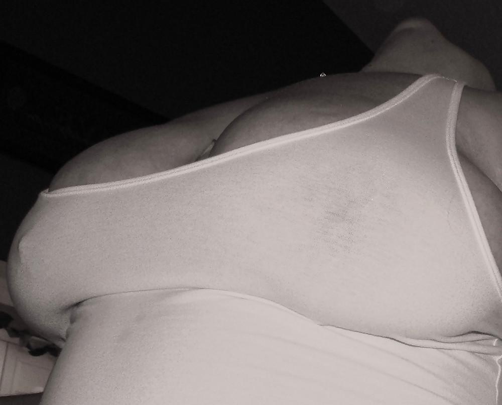 20P BUsty Milf