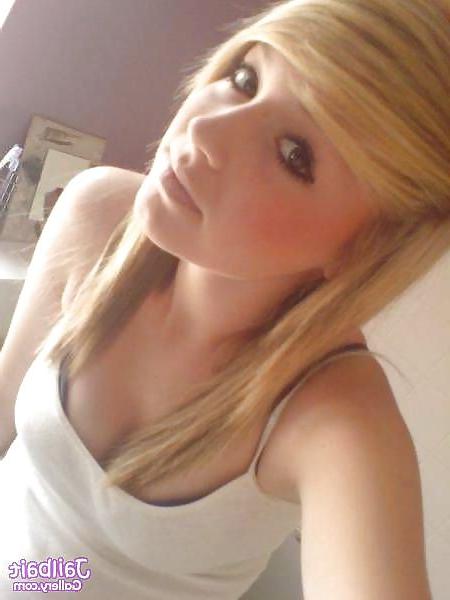 25P Loads of teen sluts