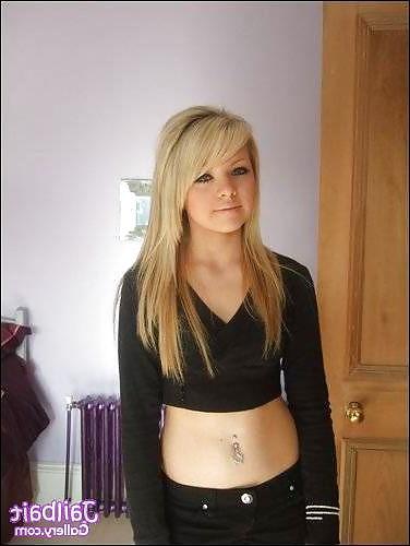 25P Loads of teen sluts