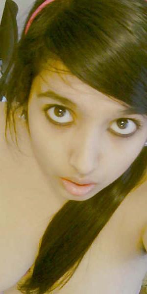 11P Selfshot big busty teen mms