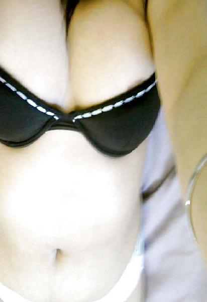 11P Selfshot big busty teen mms
