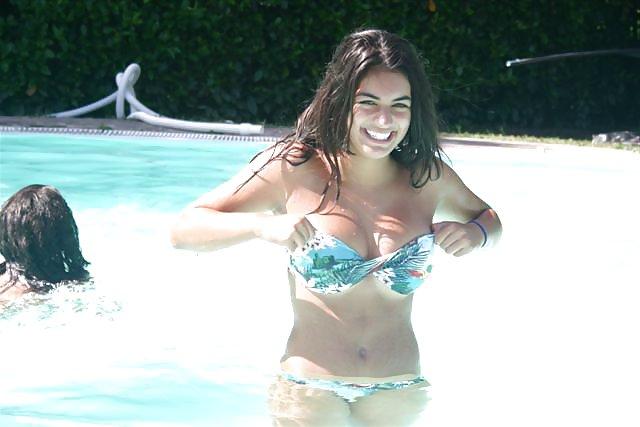 25P HORNY BEACH TEENS AND SLUTS 05- DIRTY COMMENTS PLS
