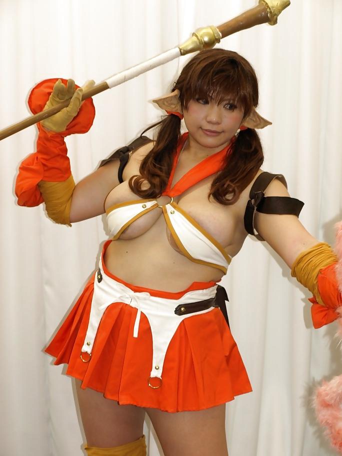 16P Corvy Cosplay