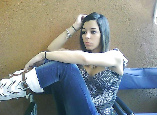 25P ITALIEN TEEN BITCHES - COMMENT DIRTY PLS