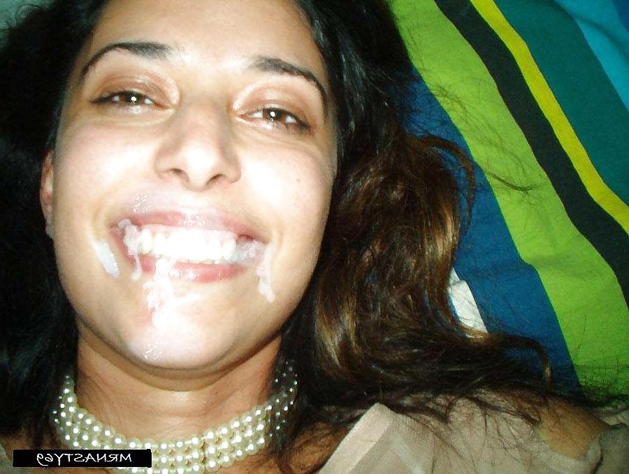 16P Arab Wife Sucks Dick