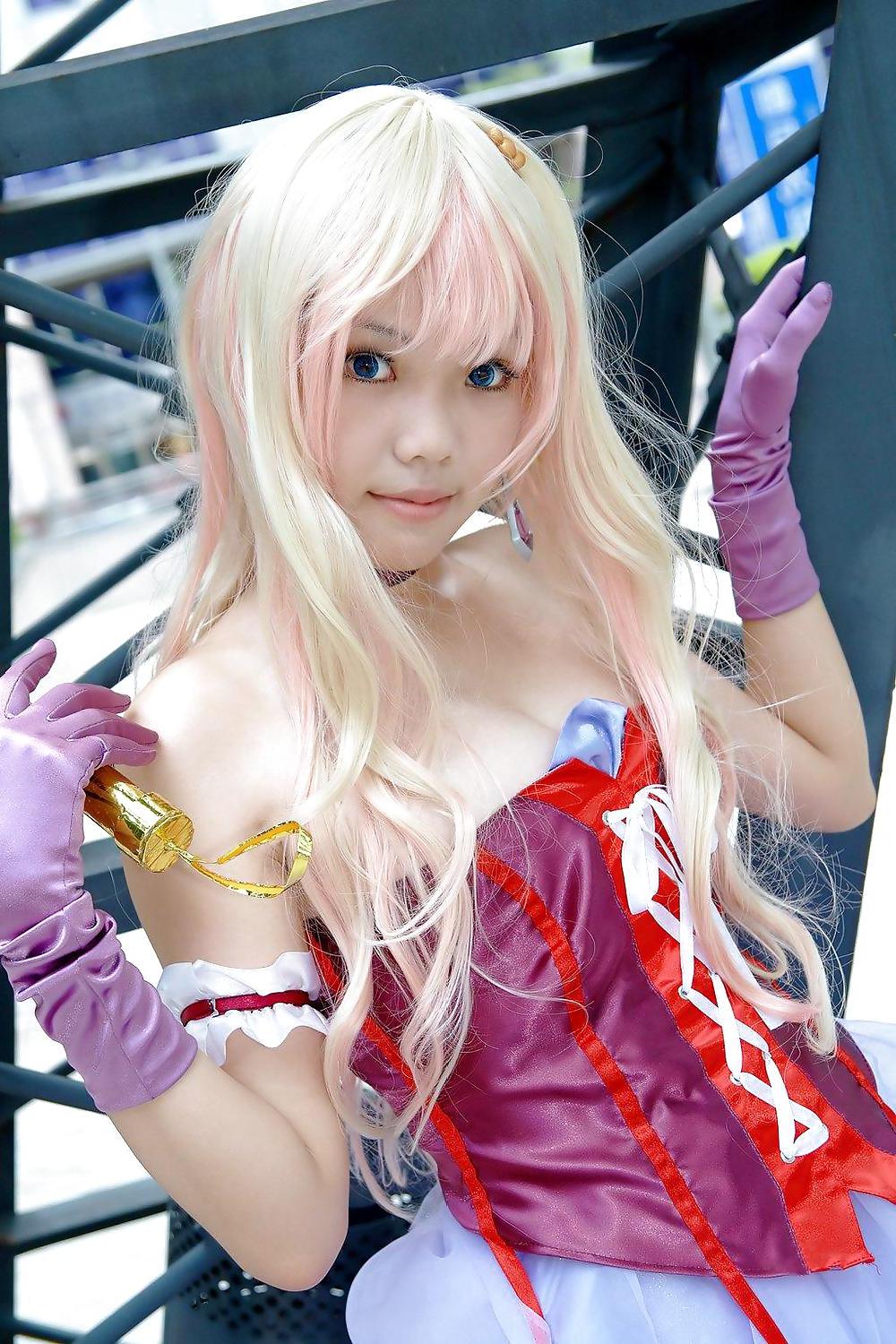 25P Cosplay - No Nude