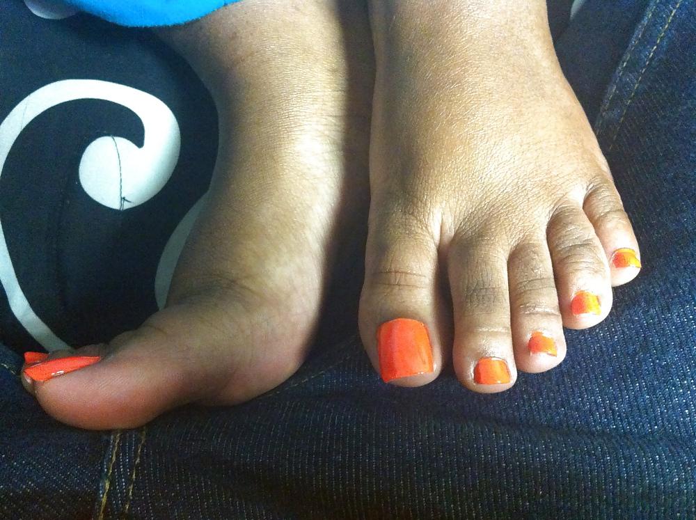 23P Orange Toes Footjob