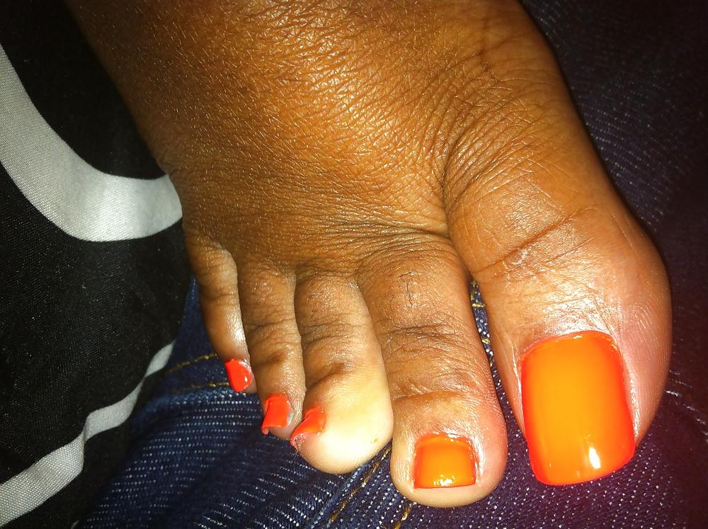 23P Orange Toes Footjob