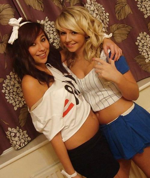 19P Facebook slut and mother for dirty comments