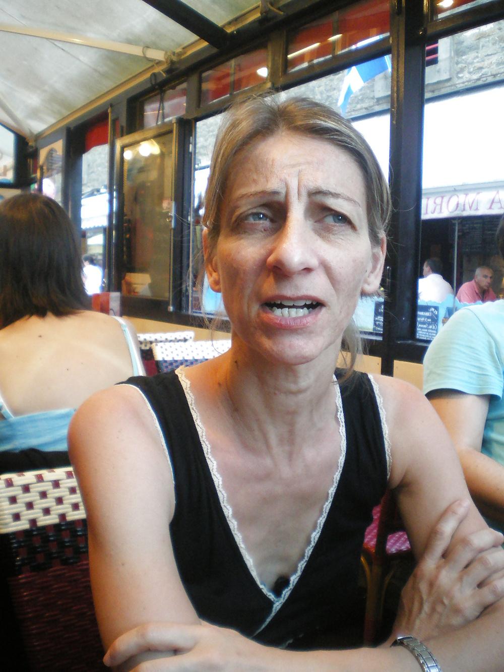 25P Caro french slut