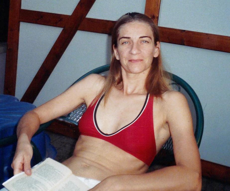 25P Caro french slut