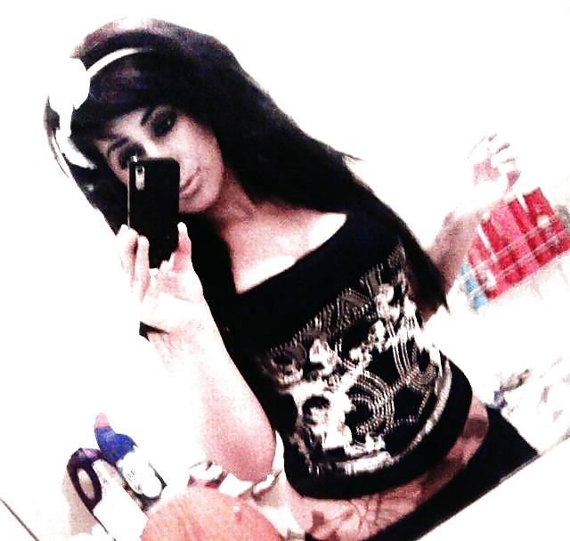 16P Who Wants To Fuck My Dirty GF?