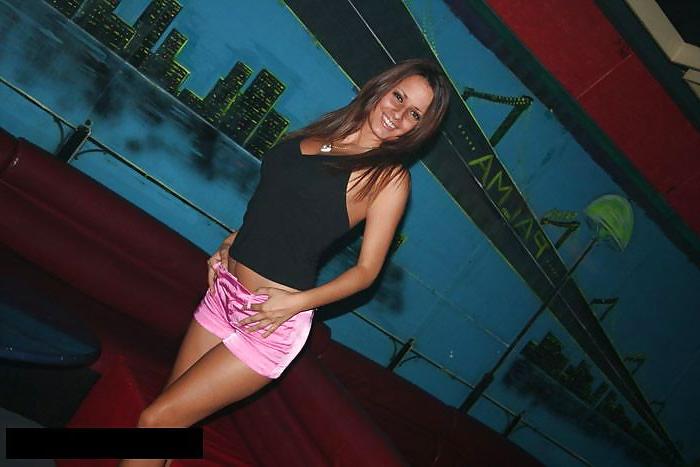 15P Jelena Zezelj gola..NUDE SERBIAN SEXY GIRL