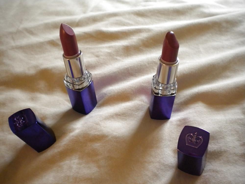 17P My fav lipstick atm....Rimmel Amethyst Shimmer