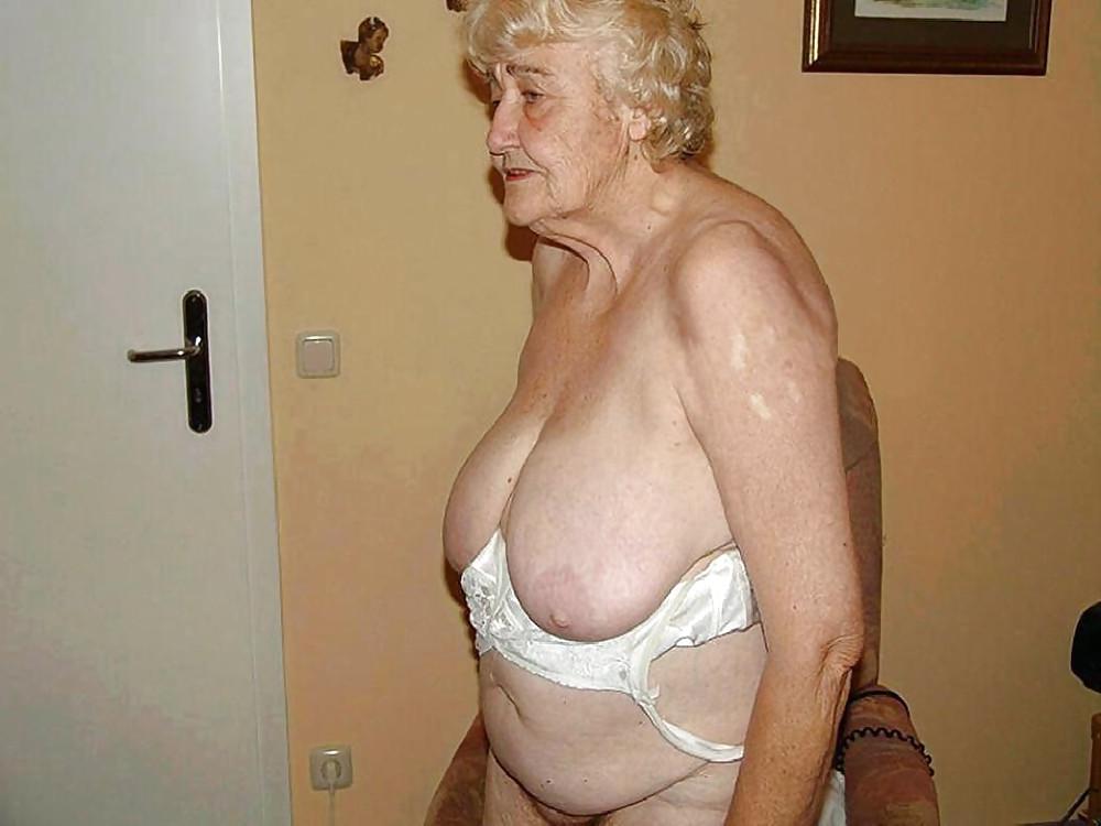25P Les salopes ( fat , ugly body )