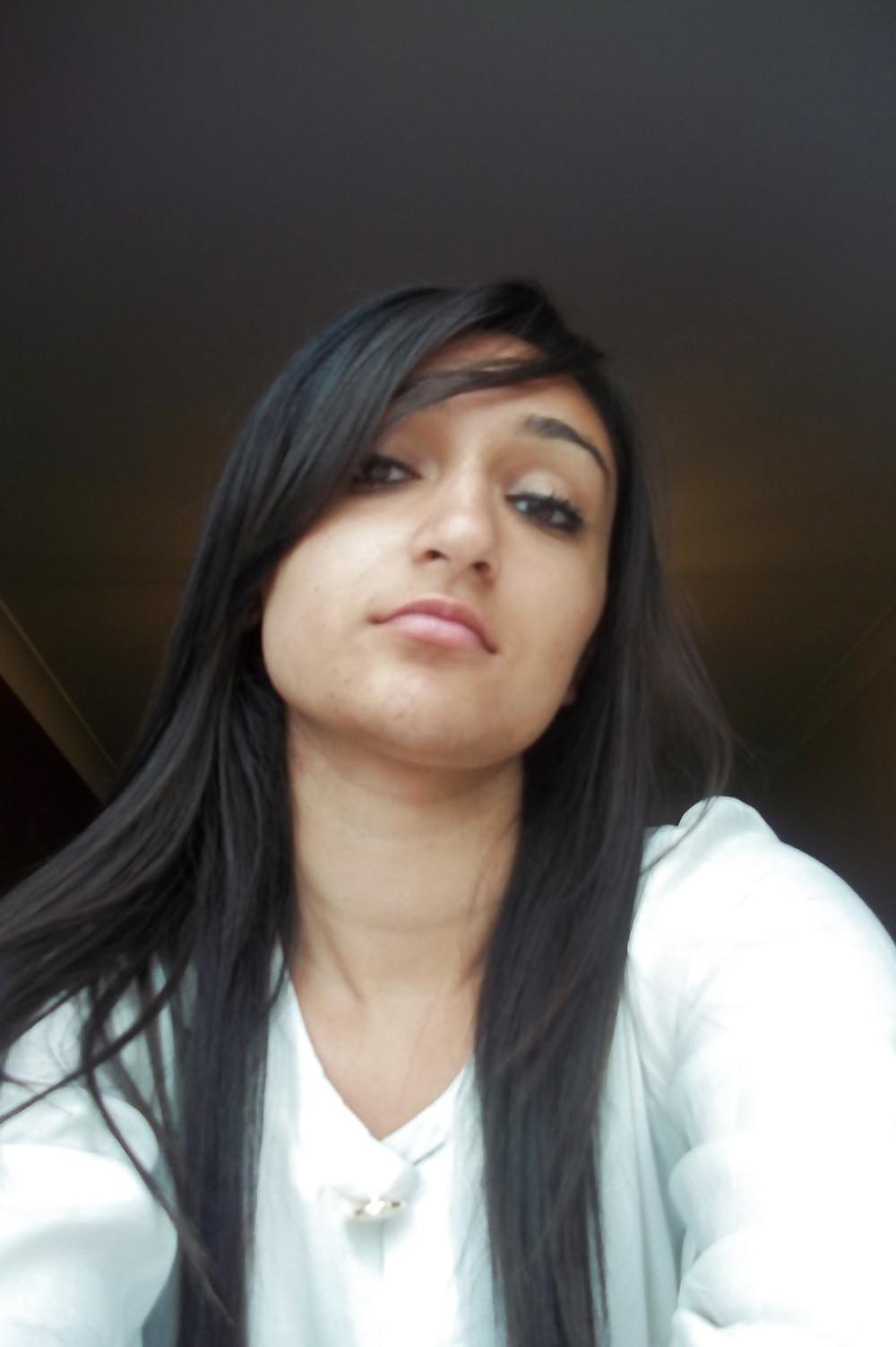 13P Hot pakistani slut from london prt 3