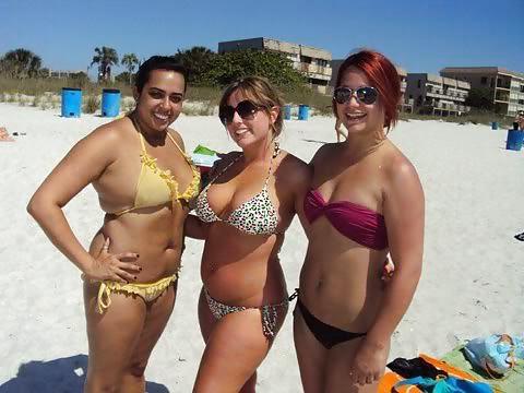 25P Clothed Busty Social Network Milf's 