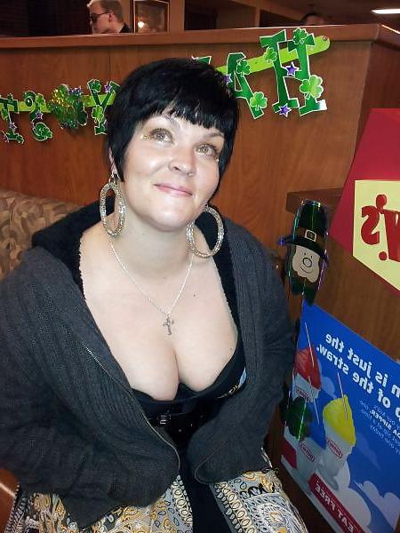 25P Clothed Busty Social Network Milf's 