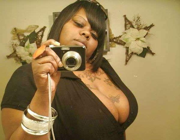 25P Clothed Busty Social Network Milf's 