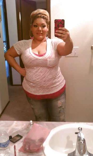 25P Clothed Busty Social Network Milf's 