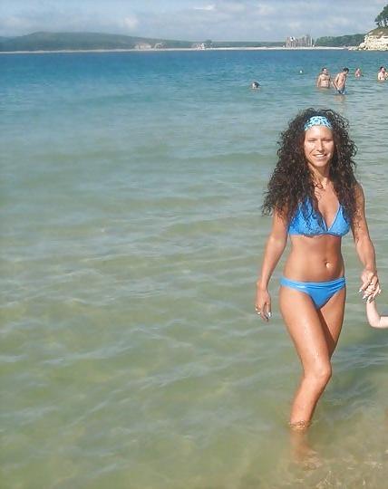 25P Sexy mommy from facebook. dirty comments pls
