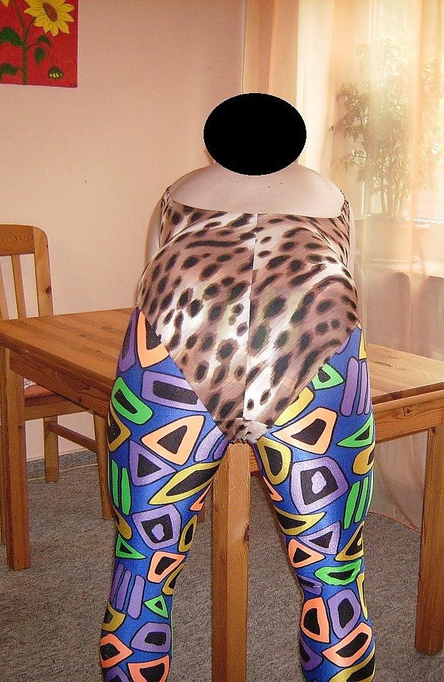 11P Swimsuit badeanzug und leggins 