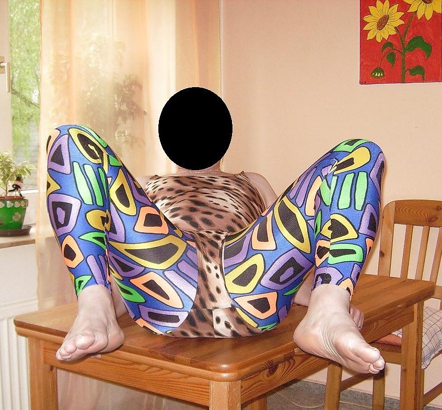 11P Swimsuit badeanzug und leggins 