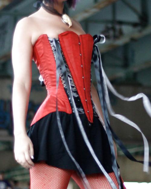 25P Corset 12!