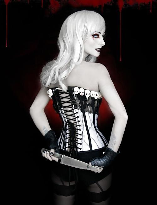 25P Corset 12!