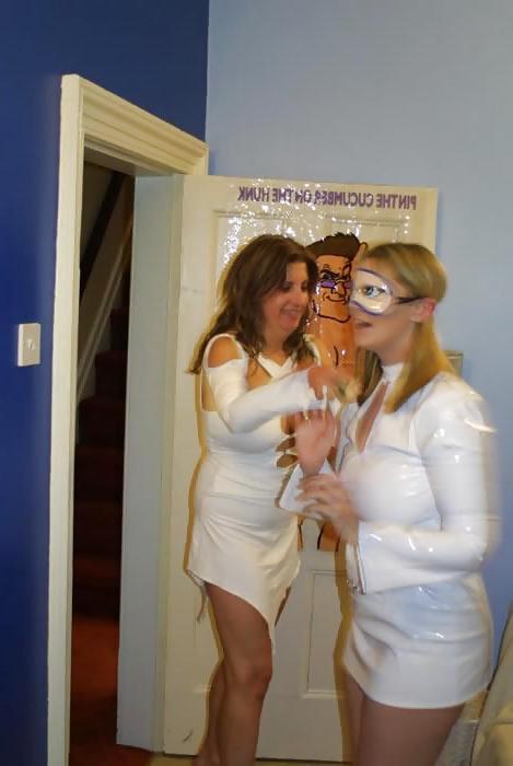 16P All Fem Group Sex Party