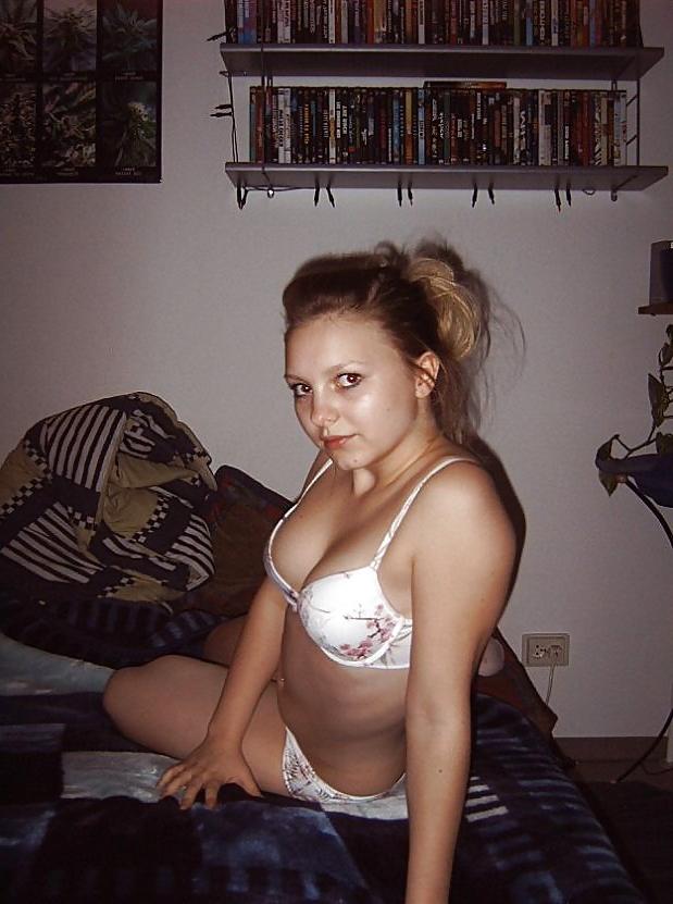 15P French slut