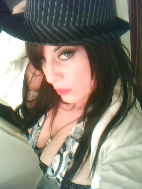 12P Lilith Sexy Busty Milf