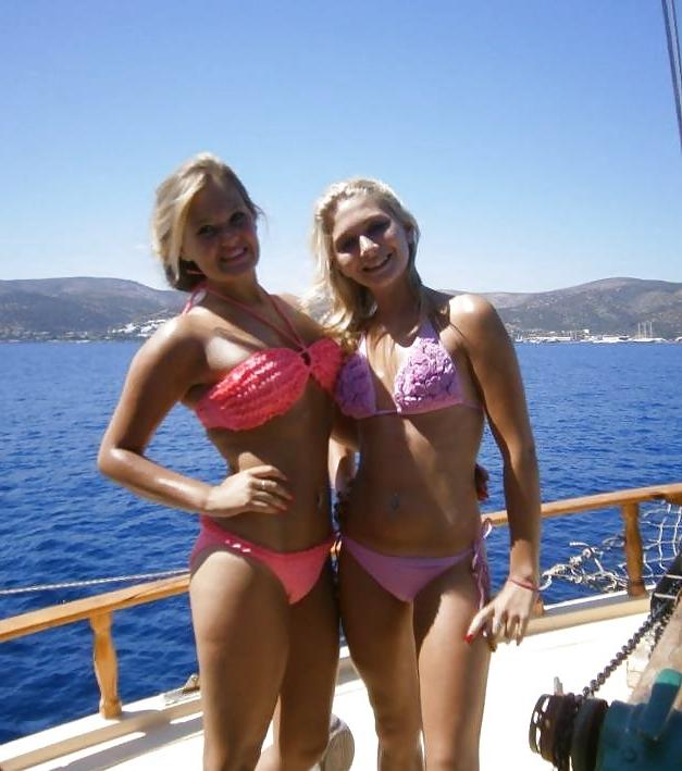 18P My Little Teenies 1
