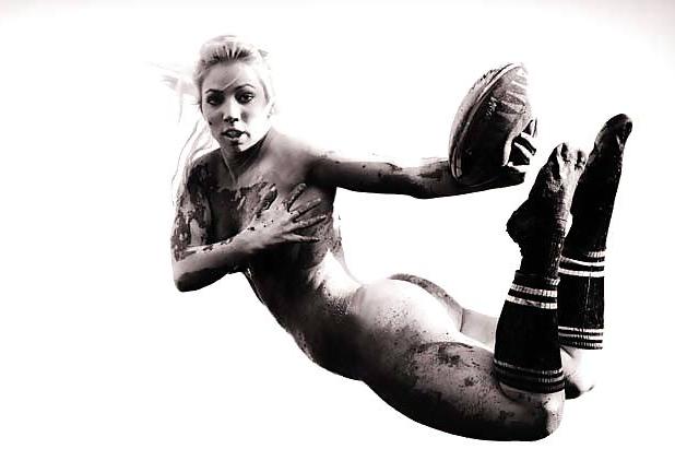 21P Dirty Rugby Girls