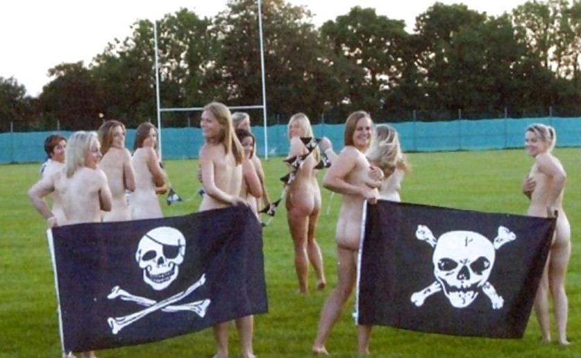 21P Dirty Rugby Girls