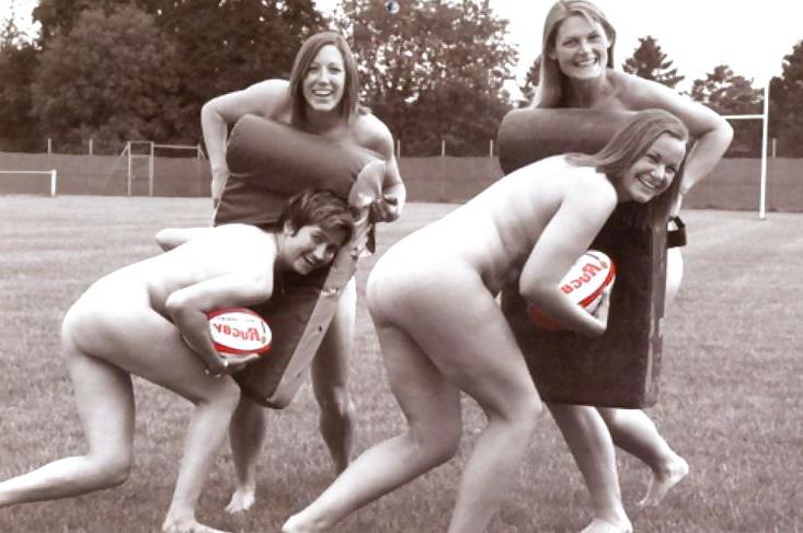 21P Dirty Rugby Girls
