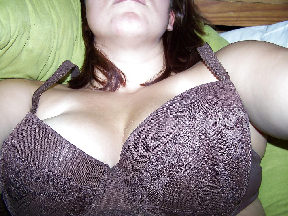 25P Self Shot Busty Teen..